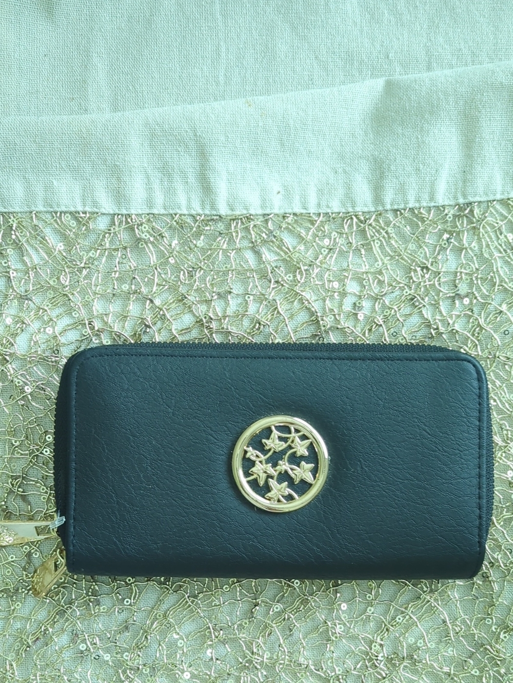 Black Zip Wallet with Gold Star Medallion NWOT